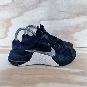 Nike Black and Silver Athletic Shoes